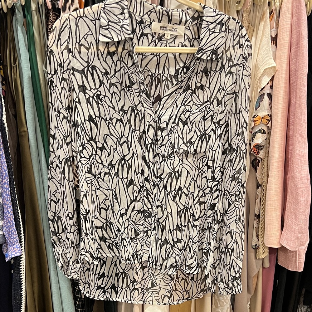 Diane Von Furstenberg Black and White Floral Blouse
